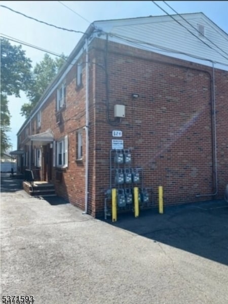 Building Photo - 824 Bayway Unit 1A-1A Rental