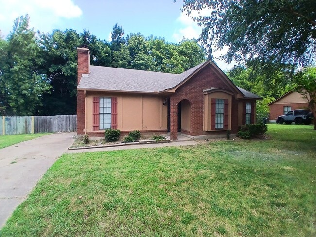 Building Photo - Remolded 3 bedroom 2 bathroom home for rent