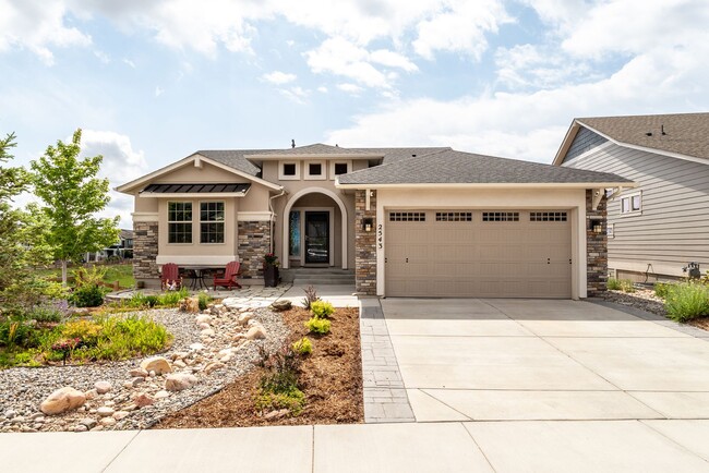 Spacious 4-Bedroom Home in Prestigious For... - Spacious 4-Bedroom Home in Prestigious For...