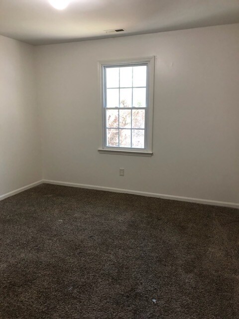 Photo - 902 Sycamore Pl