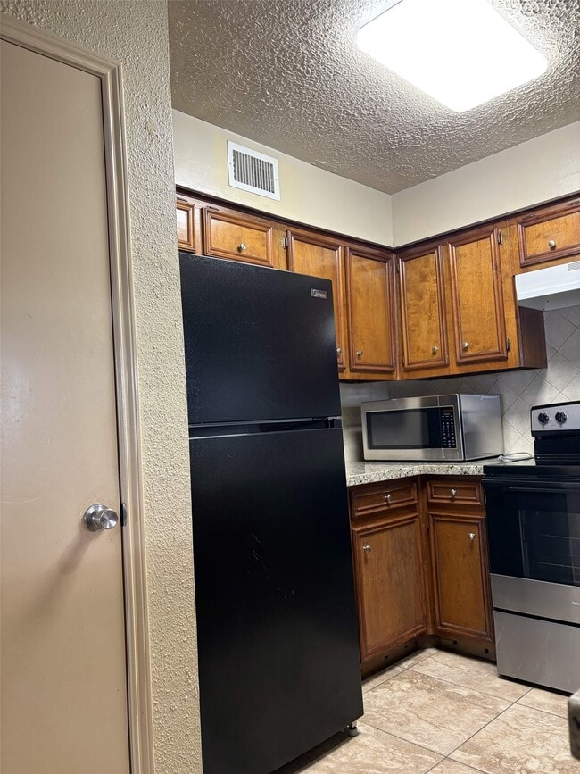 Photo - 9711 Pine Pass Dr Unit B