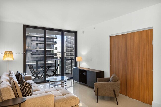 Photo - 1010 Brickell Ave Unit 3208