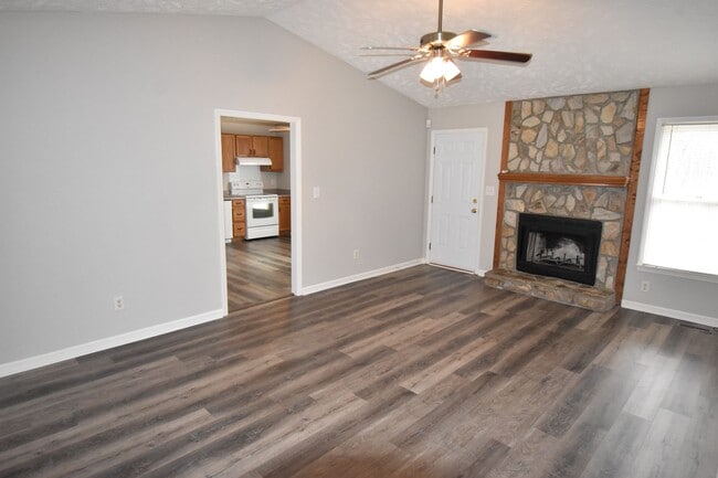 Photo - 6313 Applewhite Rd
