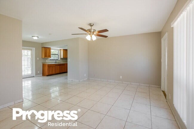 Photo - 770 NE 50th Ct