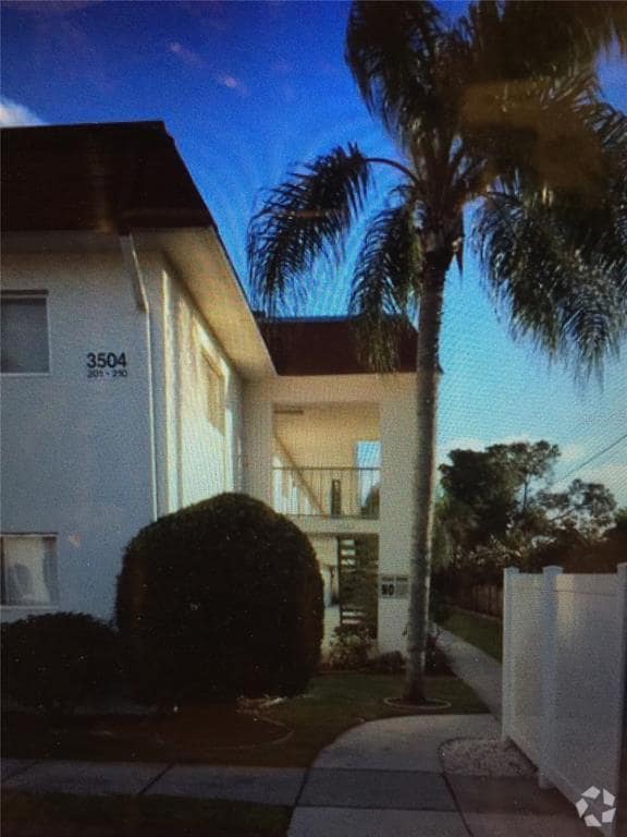 Building Photo - 3504 S Beneva Rd Unit 207 Rental