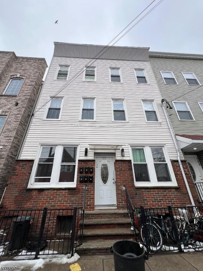 Photo - 107 Magazine St Apartment Unit 6