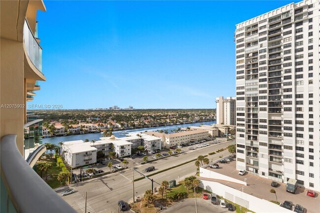 Photo - 2501 S Ocean Dr Unidad 1239