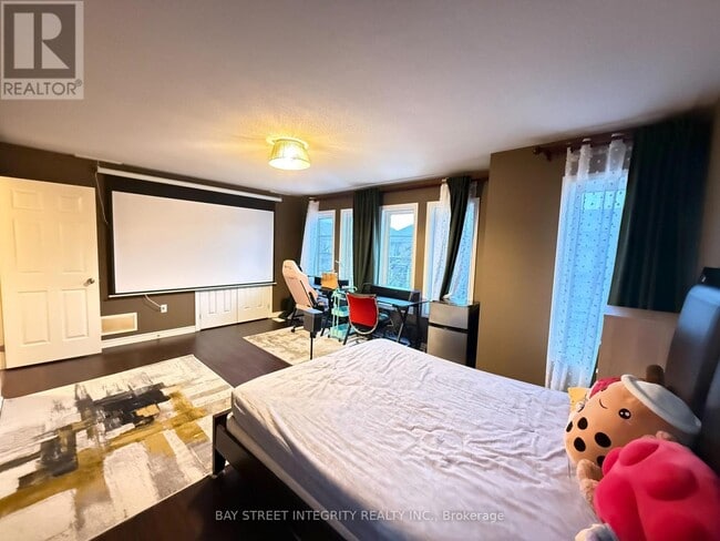 Photo - 26 Carolina Rose Cres