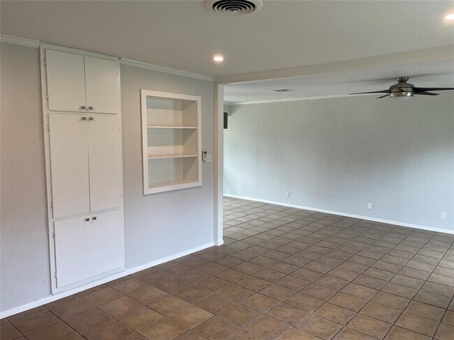 Photo - 4619 Jinx Ave