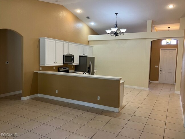 Building Photo - 8766 Tropical Ct Rental
