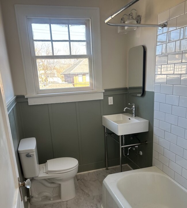 Photo - 709 S Church St Unit 3