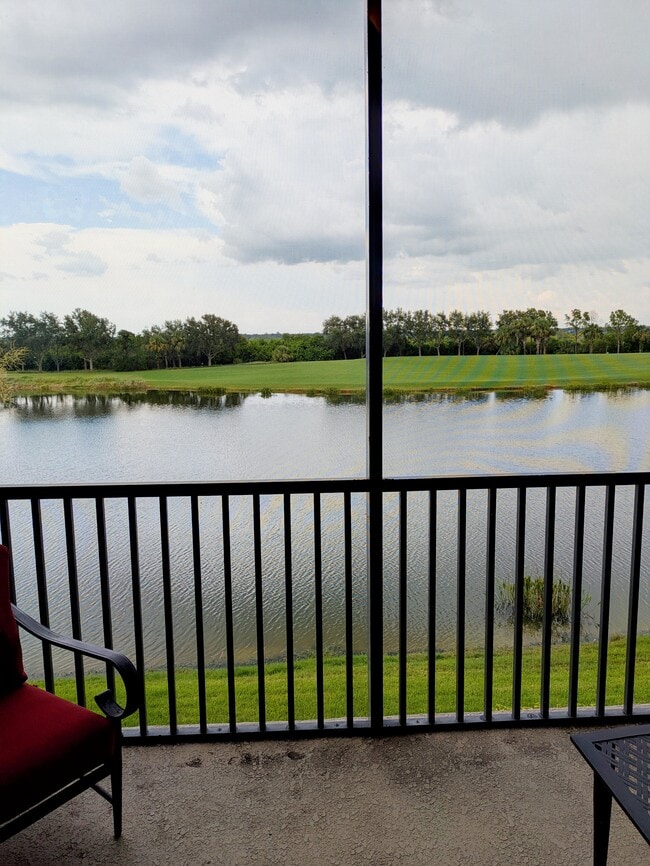 Building Photo - 7015 River Hammock Dr Unit 204 Rental