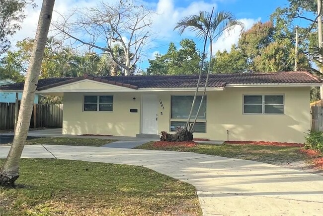 Building Photo - 1442 SW 10th St