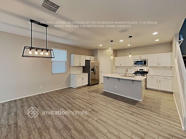 Photo - 1526 N Balboa
