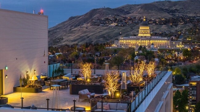 Seraph Luxury Downtown Apartments