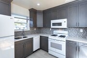 Studio - 517SF -Soundview - Kitchen