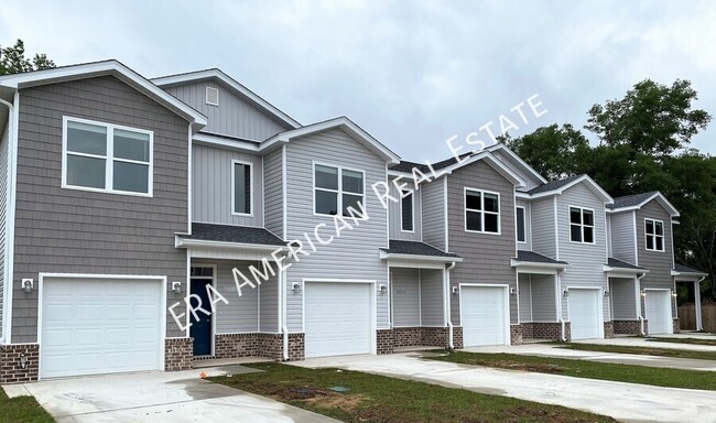 Building Photo - 672 Denton Blvd NW Rental