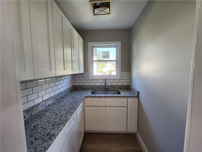 Photo - 58 7th St Unit 2