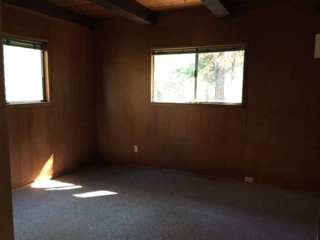 Photo - 38047 Peterson Rd