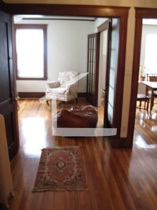 Central Brighton Location. Central Heat/AC, Laundry, Porch, Backyard, Eat-in Kitchen - Central Brighton Location. Central Heat/AC, Laundry, Porch, Backyard, Eat-in Kitchen