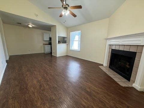Photo - 1220 Orchard Park Cir