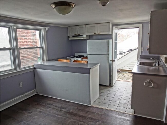 Photo - 16 Mann Ave Unit 3