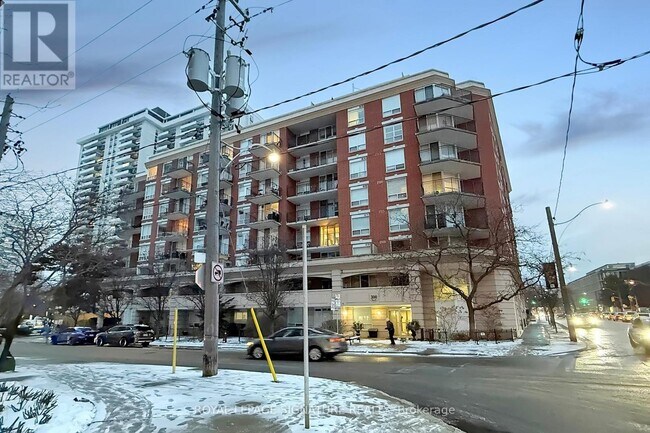 Photo - 300 Balliol St Unité 205