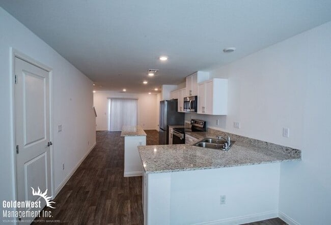 Modern 3Bdm 2Ba Townhome with Community Pool in Southwest Las Vegas.