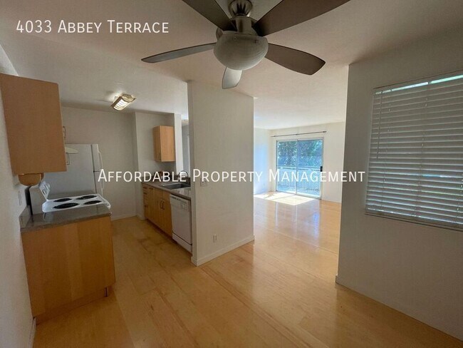 Photo - 4033 Abbey Terrace