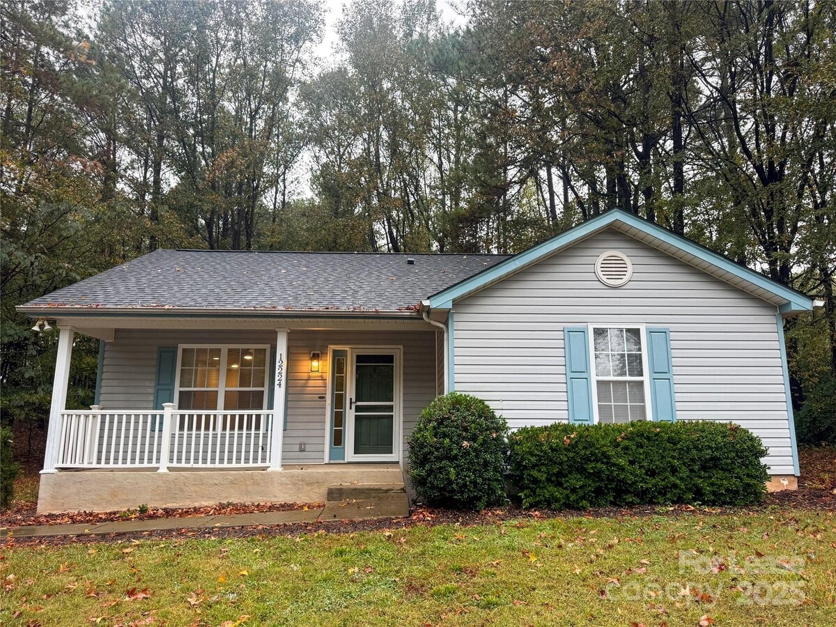 Photo - 12224 Lullingstone Rd