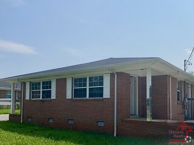 Building Photo - 207 Bermuda Dr Unit B Rental