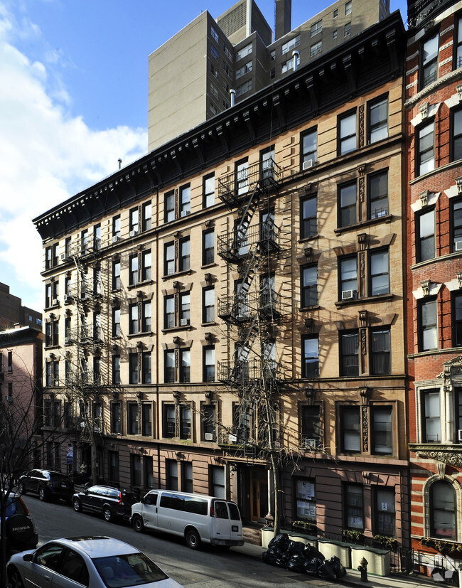 Building Photo - 344-348 E 18th St Rental