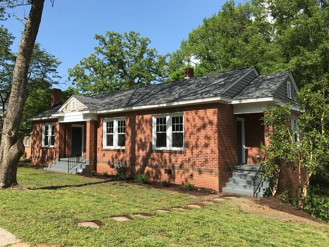 Cochran Block - Cochran Block Apartment Unit 110A