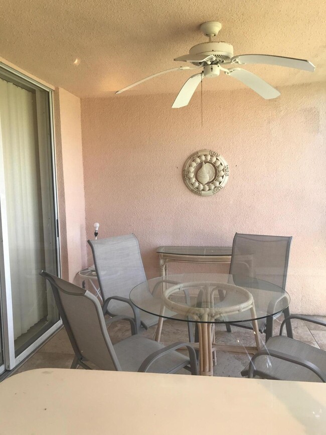 Photo - 353 S US Hwy 1 Unidad D203