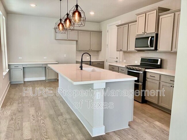 Photo - 8315 Laughlin Ln