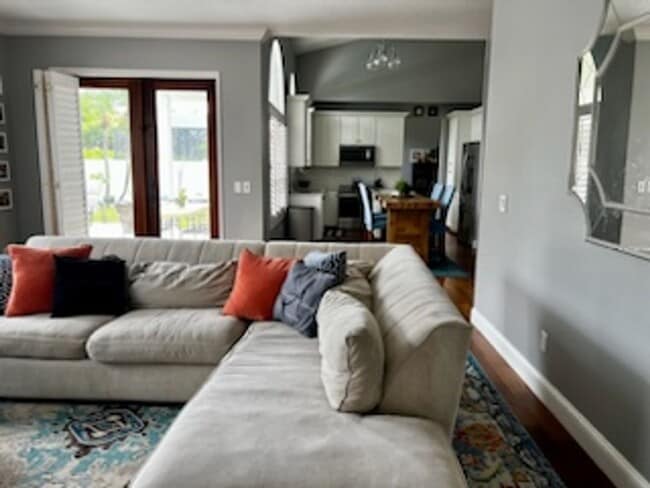 Photo - FOR RENT