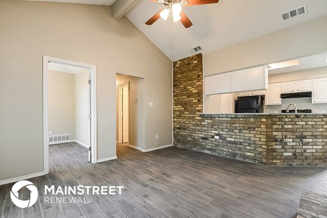 Photo - 103 Meadow Dr