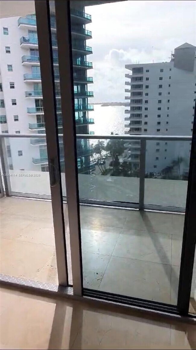 Photo - 1300 Brickell Bay Dr Unit 1107