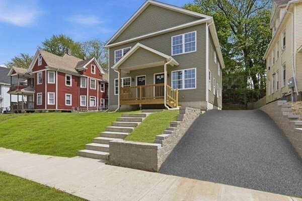 Building Photo - 45 Leyfred Terrace Unit 2