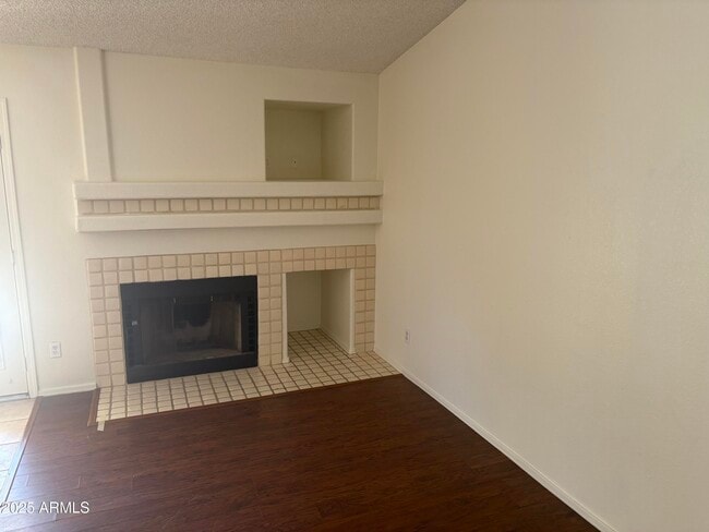 Photo - 4661 W Whitten St