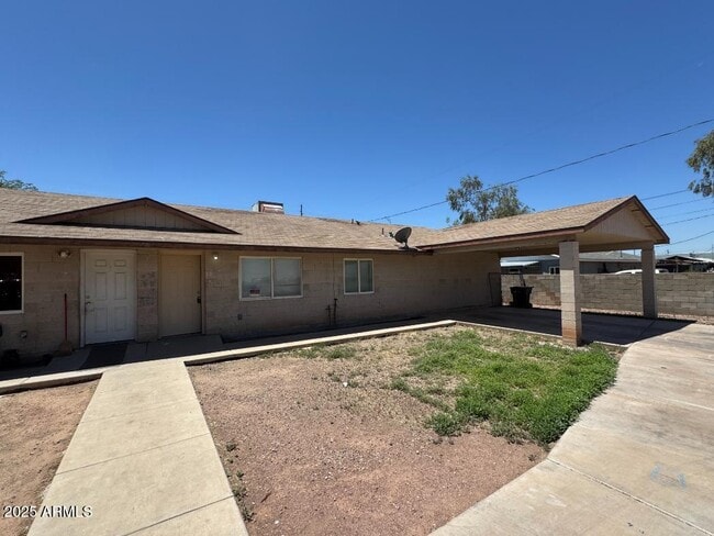 Building Photo - 1331 E Pueblo Ave Rental