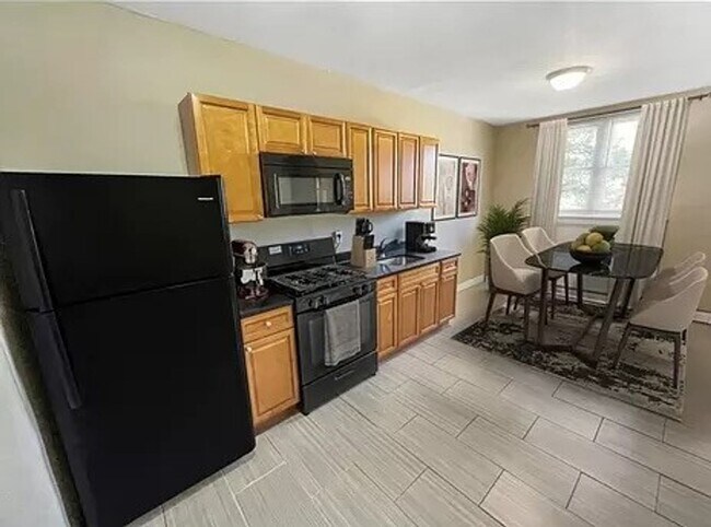 Photo - 1804 N 52nd St Unit 2