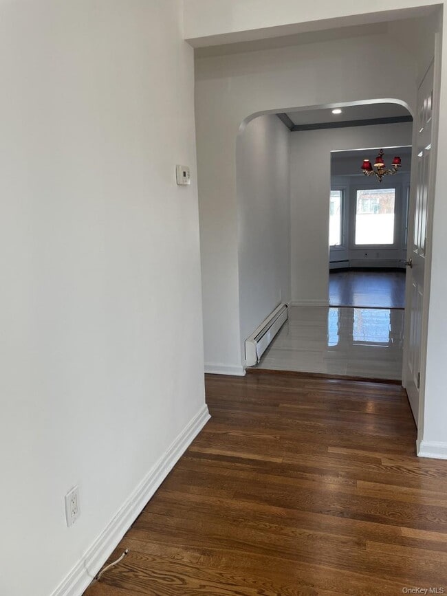 Photo - 1016 Oaks Dr