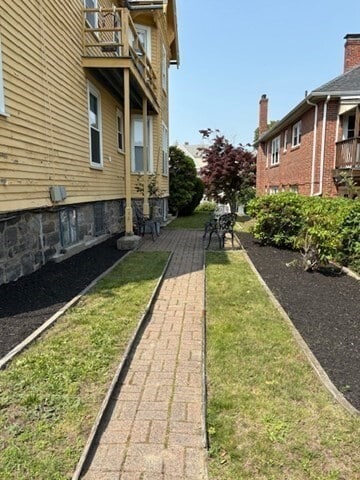 Photo - 664 Washington St