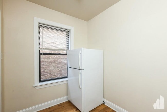 Photo - 0 bedroom in Chicago IL 60610 Unit 607