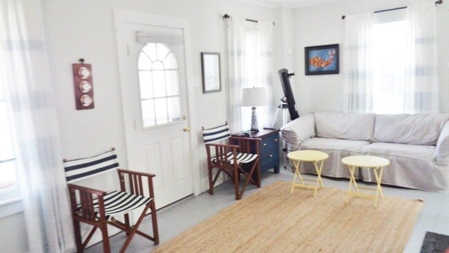 8 Avenue B
