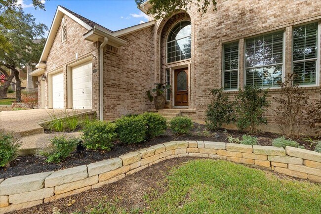 Photo - 4 Bedroom 3.5 Bath Heights At Stone Oak Subdivision