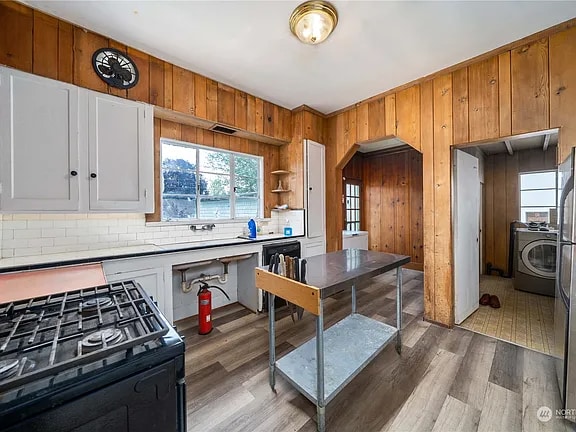 Photo - 403 N 3rd St