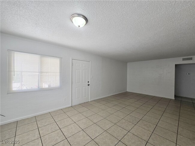 Photo - 1904 Rexford Dr Unit 1