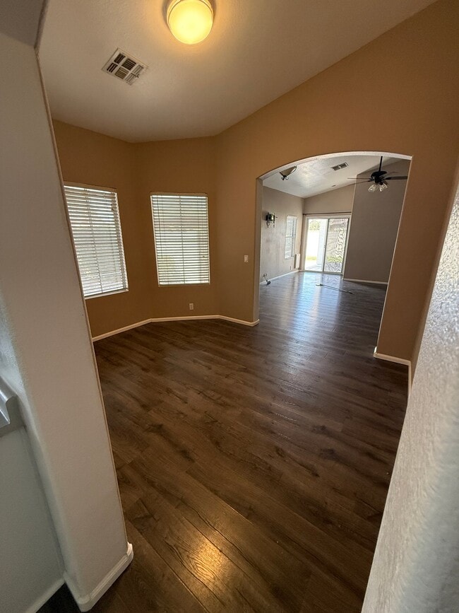 Photo - 17617 N Larkspur Ln